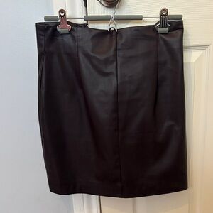 Elegant Brown Leather Skirt